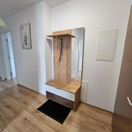 - Wels * Gunskirchen